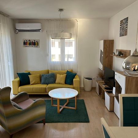 Ana'S 2 Bedrooms Lovely Flat Podgorica Esterno foto